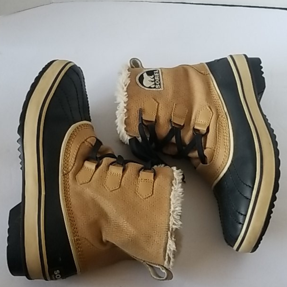 Sorel Waterproof Boots - Picture 8 of 15